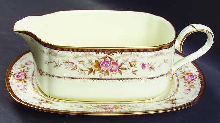 Brently Gravy Boat & Underplate (Relish/Butter)