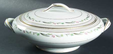 Brewster Round Covered Vegetable