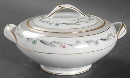 Brewster Sugar Bowl & Lid
