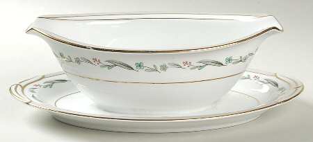 Brewster Gravy Boat with Attached Underplate