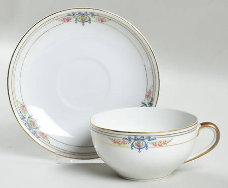 Briarhurst Flat Cup & Saucer Set