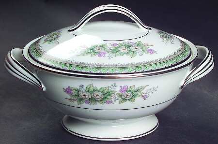 Bristol Sugar Bowl & Lid