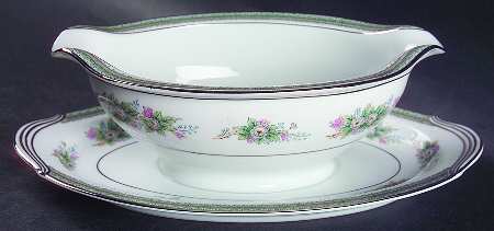 Bristol Gravy Boat with Attached Underplate