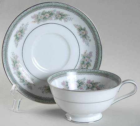 Bristol Footed Cup & Saucer Set