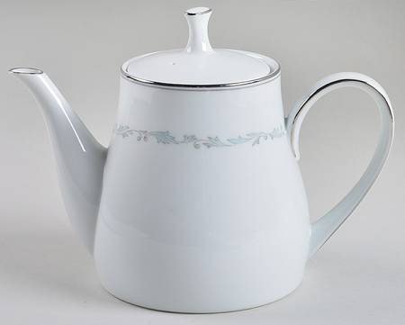 Brooklane Teapot & Lid