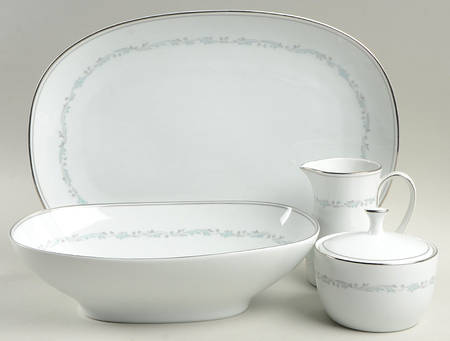 Brooklane 5 Piece Hostess Set