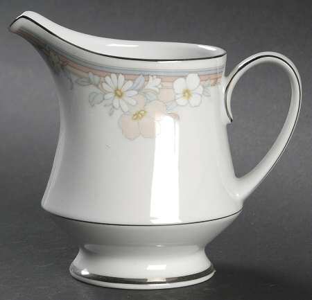 Brookside Creamer