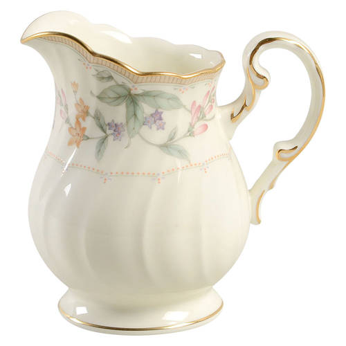 Brookhollow Creamer