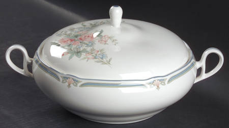 Brighton Springs Round Covered Vegetable