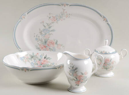 Brighton Springs 5 Piece Hostess Set