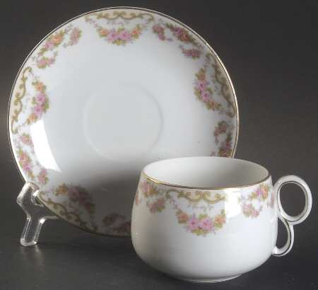 Bridal Wreath Flat Cup & Saucer Set
