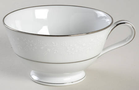 Buckingham Footed Cup