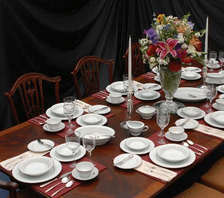 Buckingham 62 Piece Estate Set