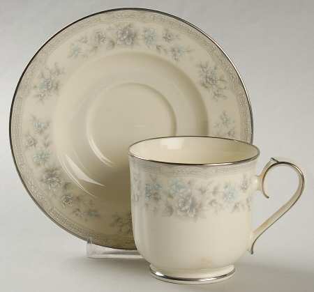 Buena Vista Footed Cup & Saucer Set by Noritake