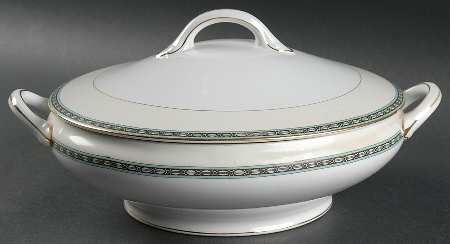 Cambridge Round Covered Vegetable