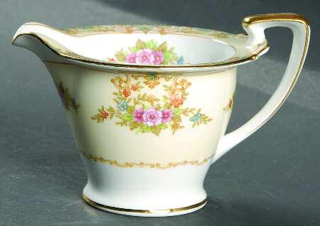 Camelot (6000) Creamer