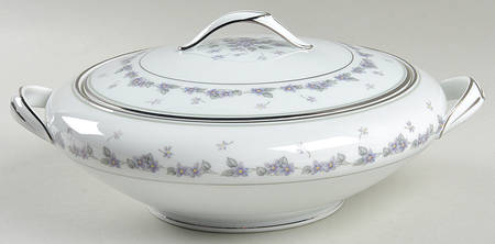 Camille Round Covered Vegetable