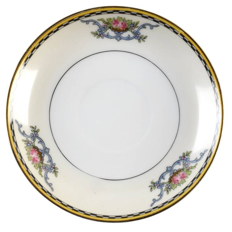 Camilla Saucer