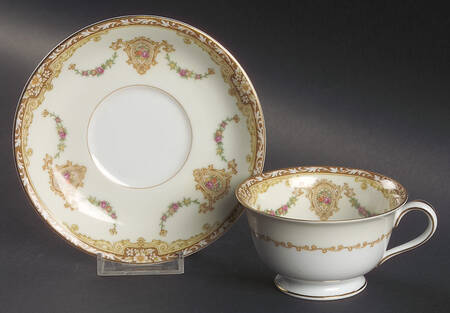 Camillia (3950 & NO #) Footed Cup & Saucer Set