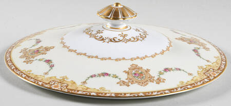 Camillia (3950 & NO #) Lid for Round Vegetable