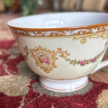 Camillia (3950 & NO #) Footed Cup