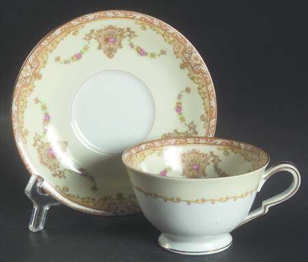 Camillia (3950 & NO #) Footed Cup & Saucer Set