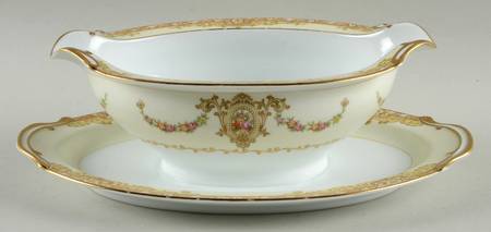 Camillia (3950 & NO #) Gravy Boat with Attached Underplate