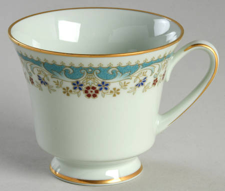 Cantata Footed Cup