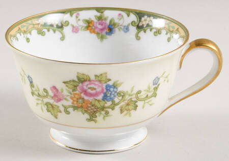 Cantara Footed Cup