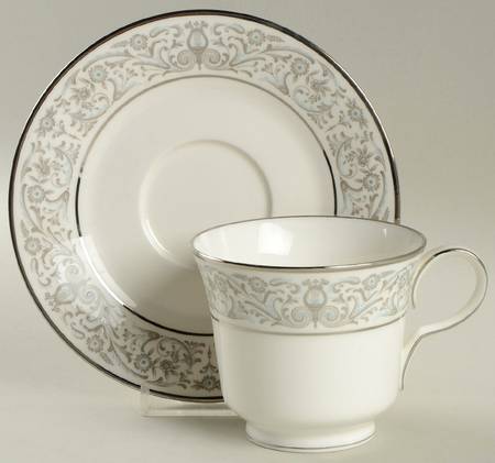 Canterbury Footed Cup & Saucer Set