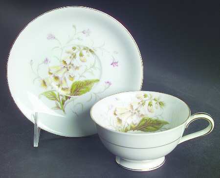 Canterbury Footed Cup & Saucer Set