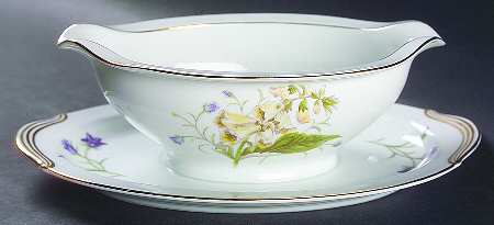 Canterbury Gravy Boat with Attached Underplate