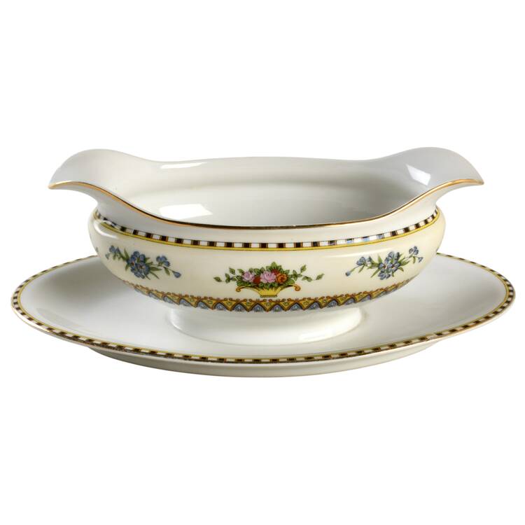 Capistrano Gravy Boat with Attached Underplate