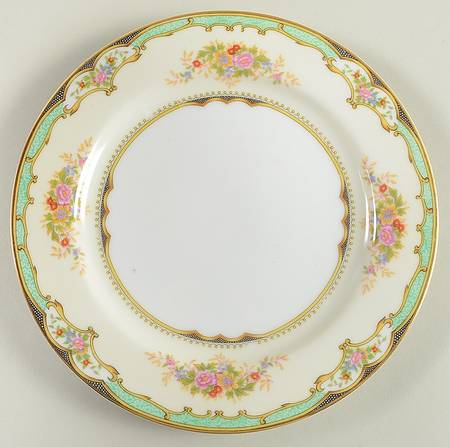 Carola Luncheon Plate
