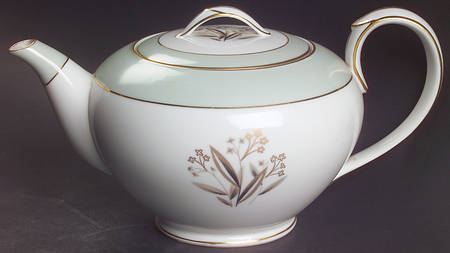 Carlisle Teapot & Lid