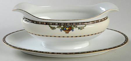 Carlow Gravy Boat with Attached Underplate