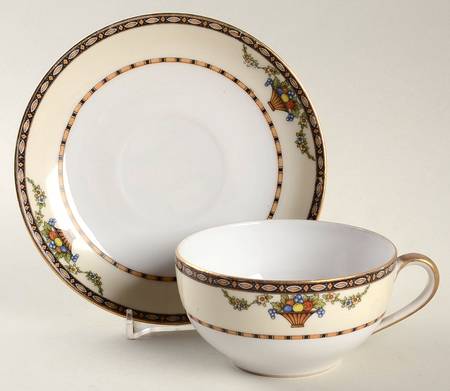 Carlow Flat Cup & Saucer Set