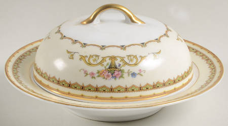 Carltonia Round Covered Butter