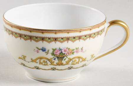 Carltonia Oversized Cup
