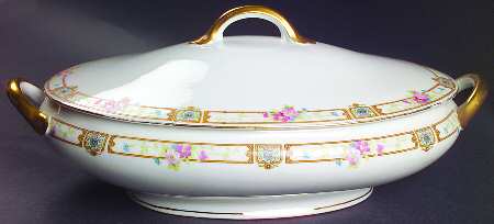 Carmen Oval Covered Vegetable