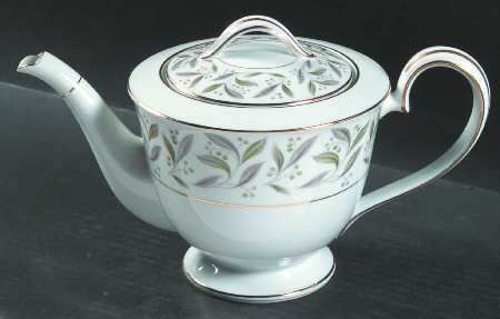 Carole Teapot & Lid