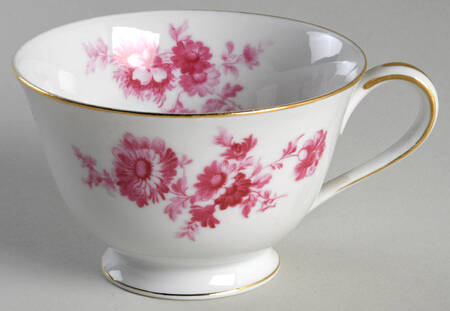 Carolyn Footed Cup
