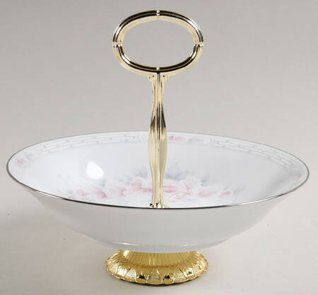 Carthage 6"-7" Handled Footed Nut Dish HC