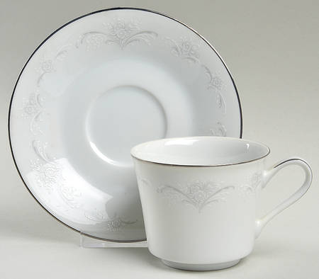 Casablanca Footed Cup & Saucer Set