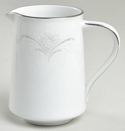 Casablanca Creamer by Noritake