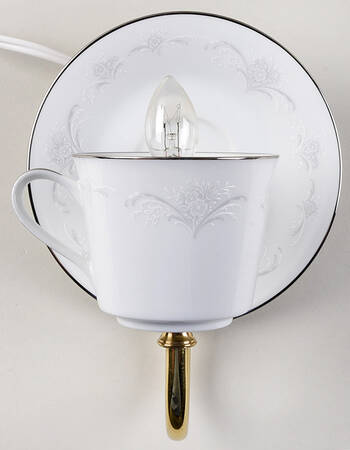 Casablanca 7 1/2"-7 3/4" Electric Wall Sconce HC