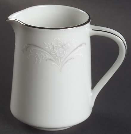 Casablanca Mini Creamer