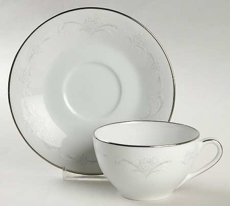 Casablanca Flat Cup & Saucer Set