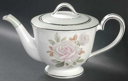 Cascade Teapot & Lid