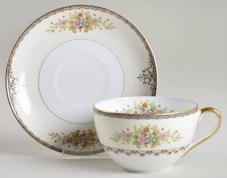 Castella Flat Cup & Saucer Set